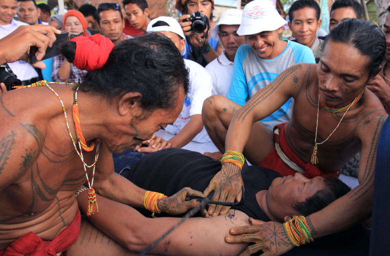 Mengenal Asal-Usul dan Adat Suku Terbesar di Pulau Sumatera